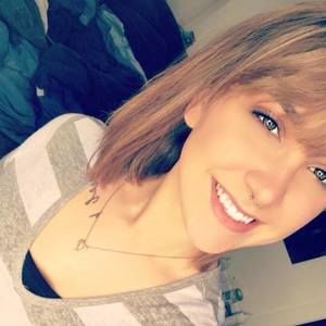 Meet your Posher, Kayla